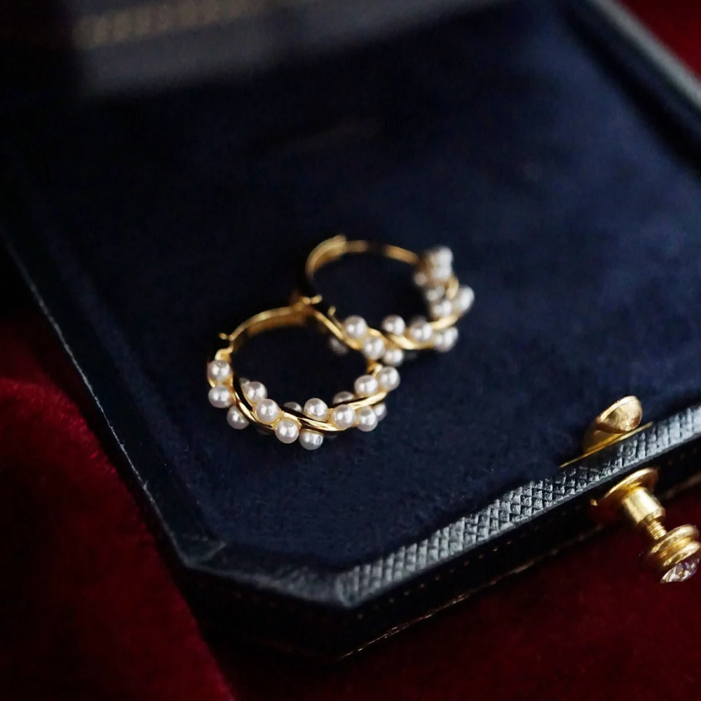 BOUCLES D'OREILLES EN PERLES TORSADÉES (PAIRE) 