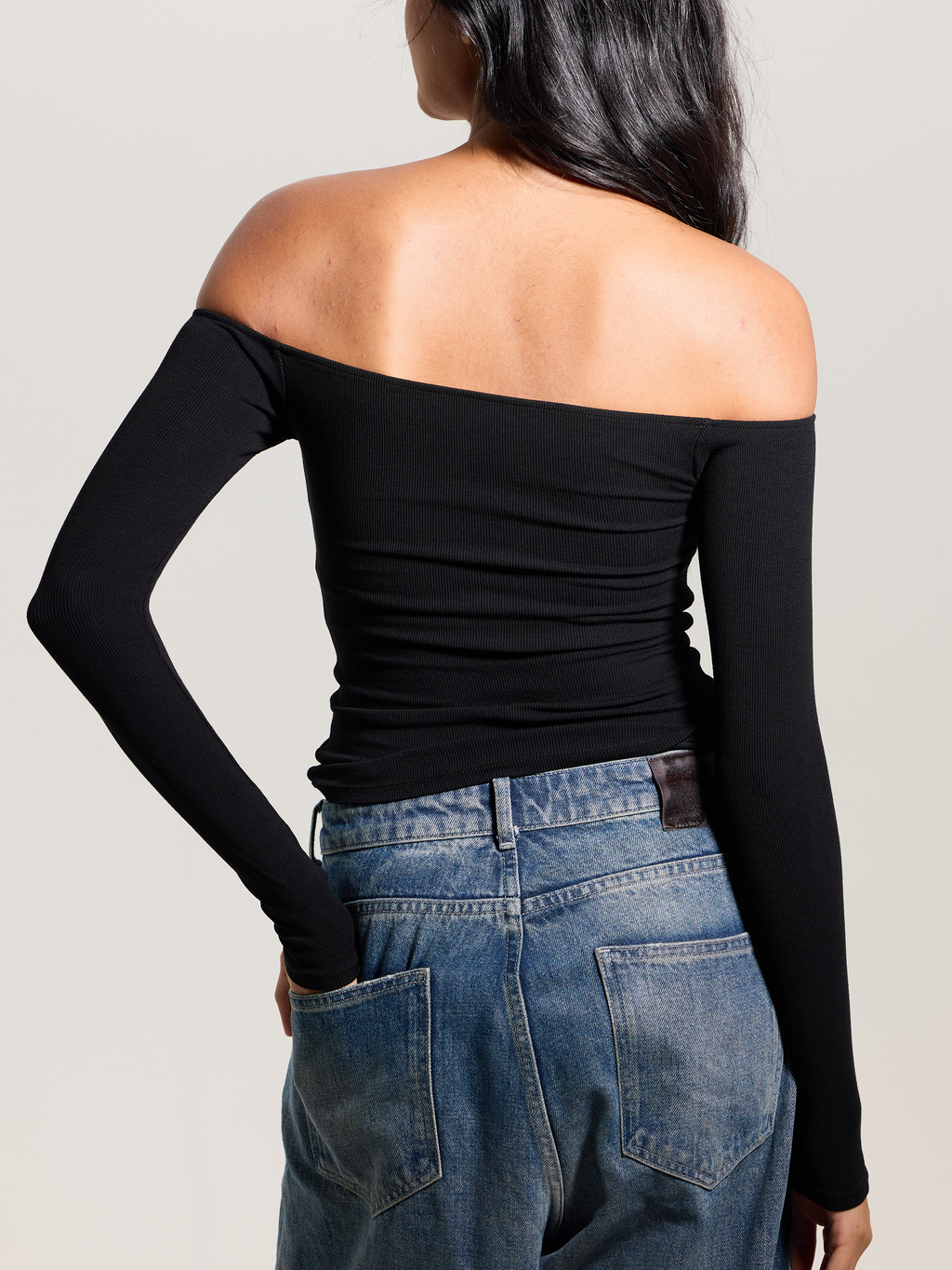 👗 Haut court côtelé à épaules dénudées 💫 Doux, extensible et élégant 