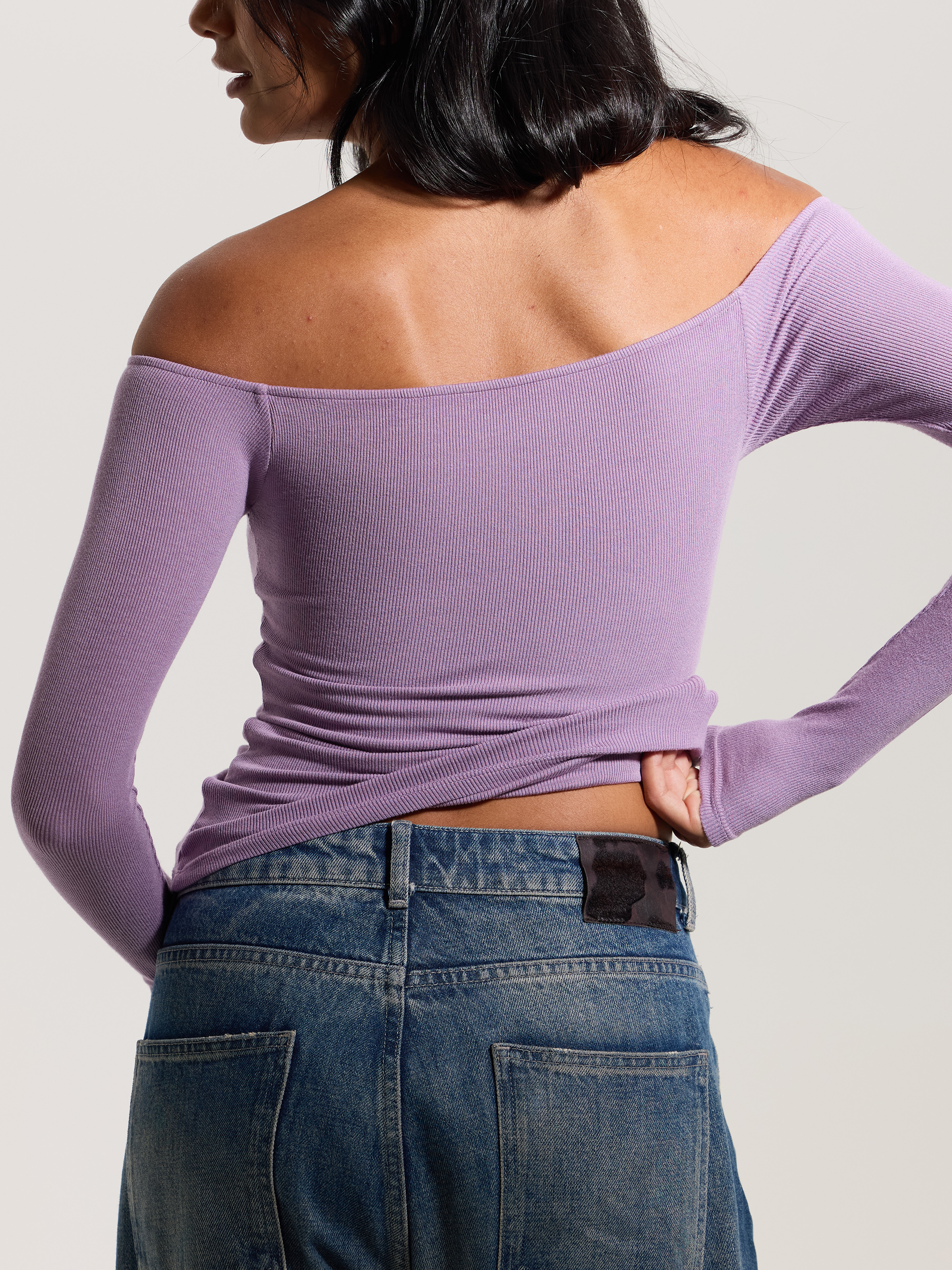 👗 Haut court côtelé à épaules dénudées 💫 Doux, extensible et élégant 