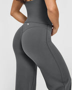 ✨ Straight Leg Pants – Slim, Comfy & Easy to Style