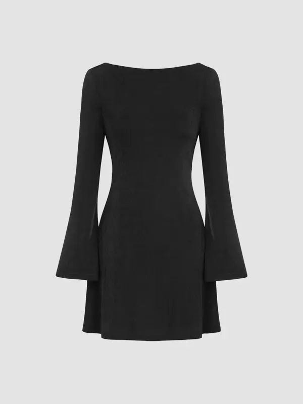 💃 Backless Mini Dress That Turns Heads 🔥 Elegant & Flirty ✨